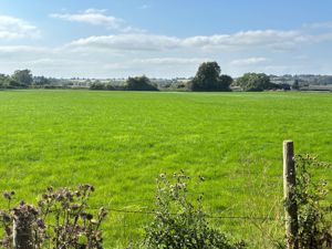 Photo 17- click for photo gallery